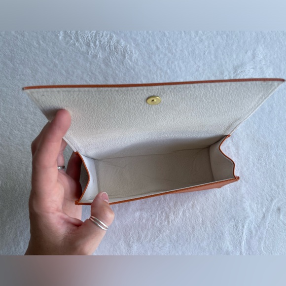 Tory Burch Sunglasses Case - Picture 5 of 7